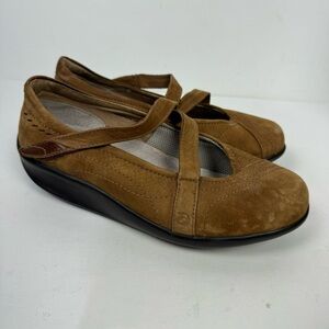 Aravon Brown Leather Lucie Closed Toe Mary Jane Comfort Shoes New Balance